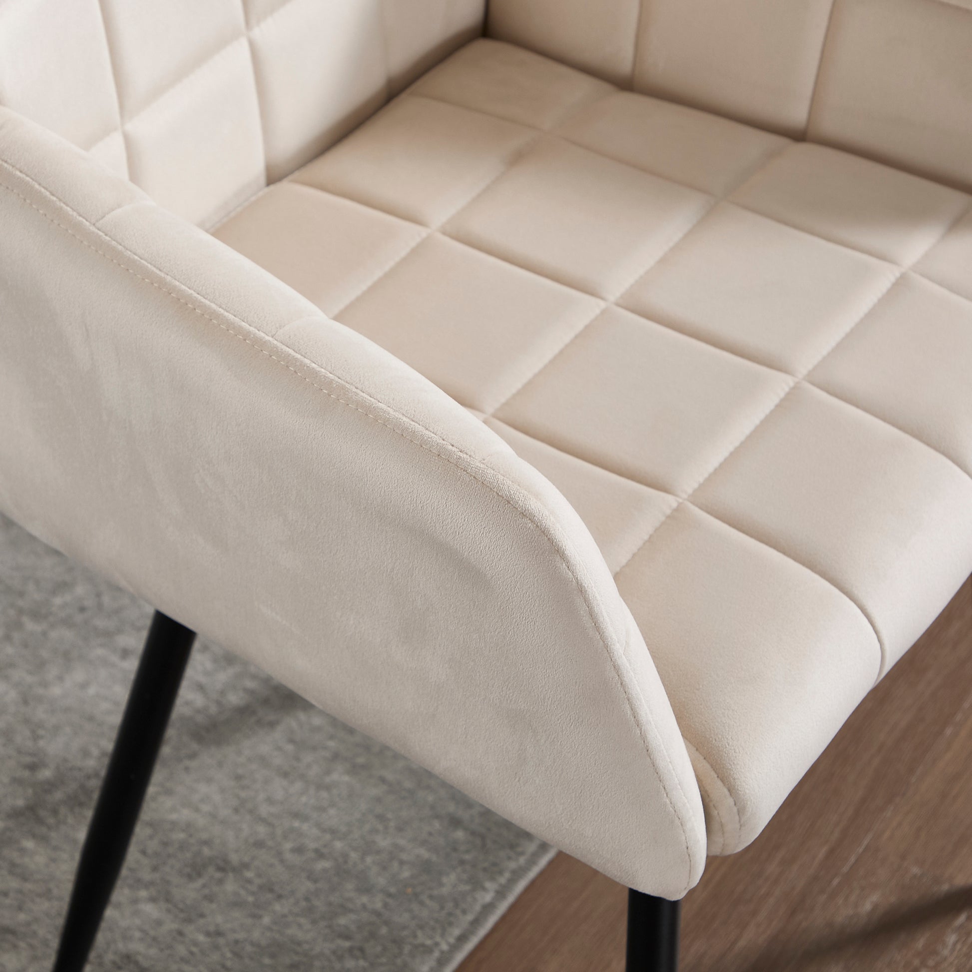 Dining Chairs Set Of 2, Upholstered Kitchen Chairs With Comfortable Seat, Velvet Dining Chairs With Armrests, Easy To Assemble And Clean, For Dining Room, Kitchen, Living Room, Cream Color Cream