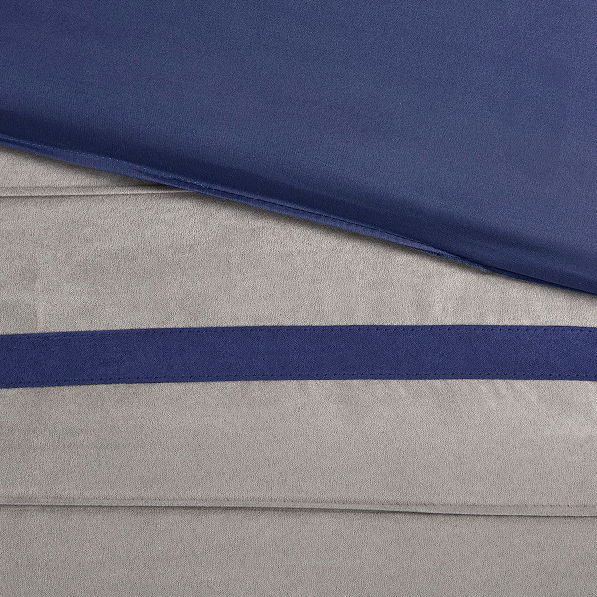 7 Pc Pieced Faux Suede Comforter Set Blue Cal King California King Blue Polyester