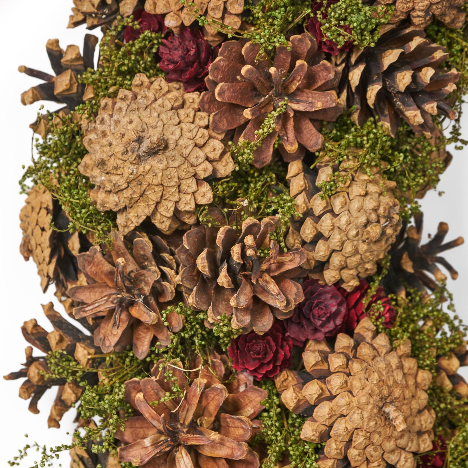 18.'' Pine Cone Wreath Natural Natural Foam