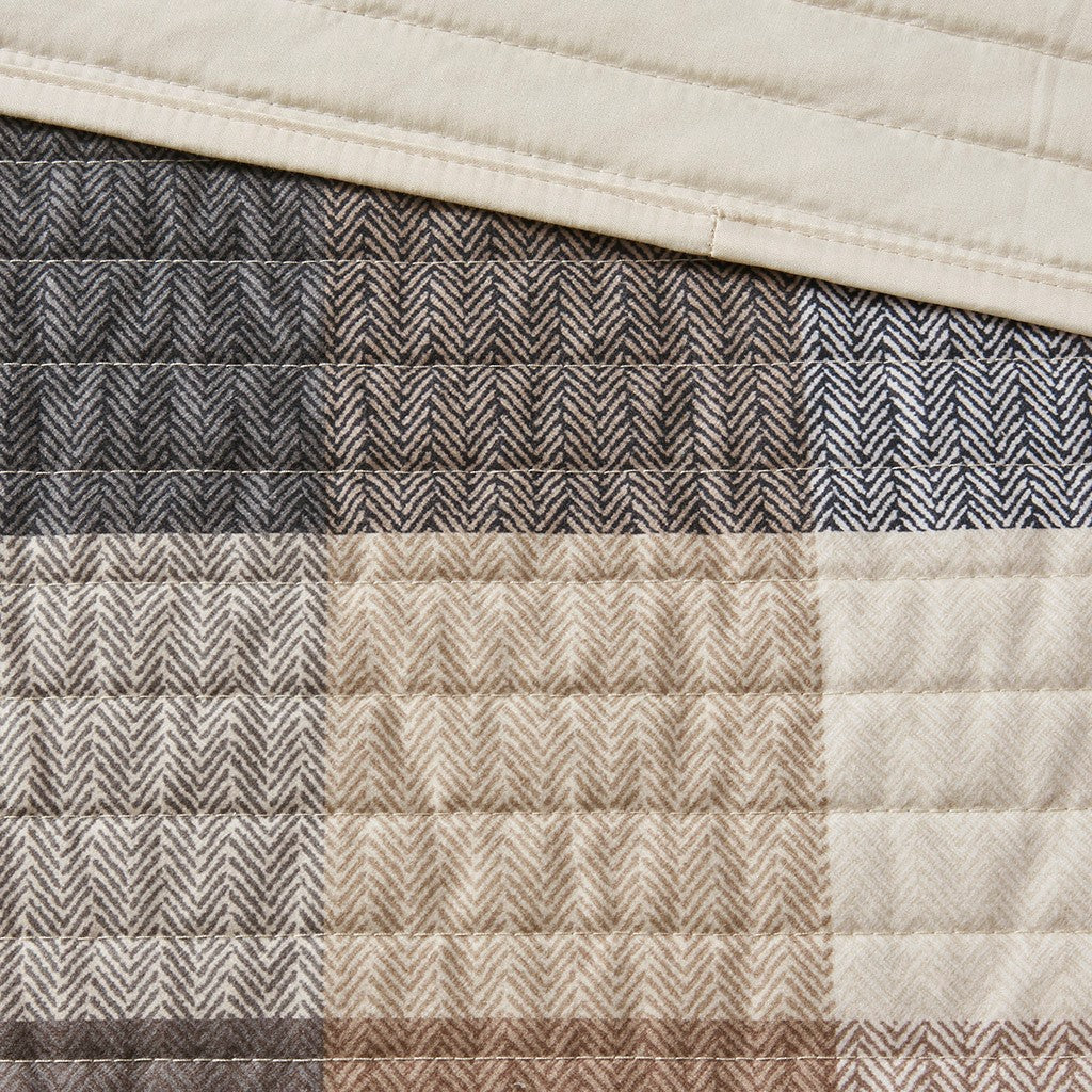 6 Piece Printed Herringbone Quilt Set With Throw Pillows Neutral King Cal King Neutral Polyester