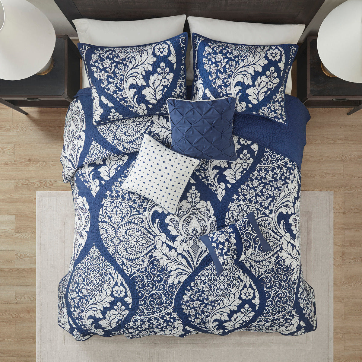 6 Piece Printed Cotton Quilt Set With Throw Pillows Indigo Full Queen Indigo Polyester