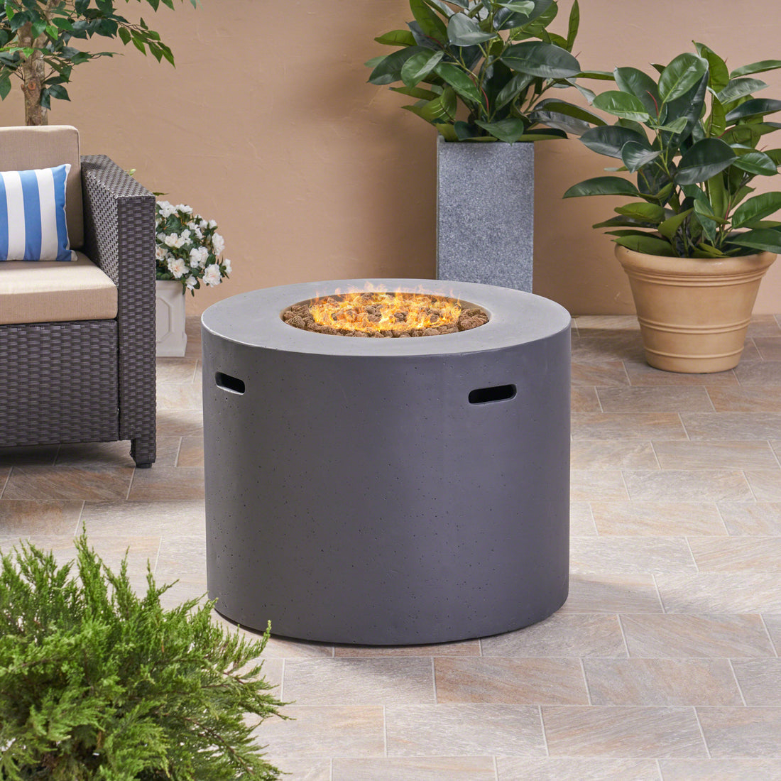 31" Round Mgo Fire Pit 40 000 Btu Dark Grey Magnesium Oxide