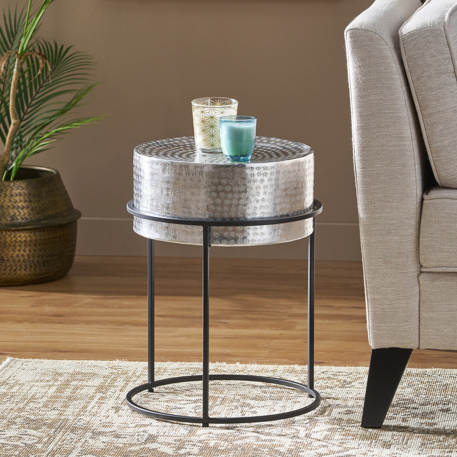 Round End Table Silver Aluminium