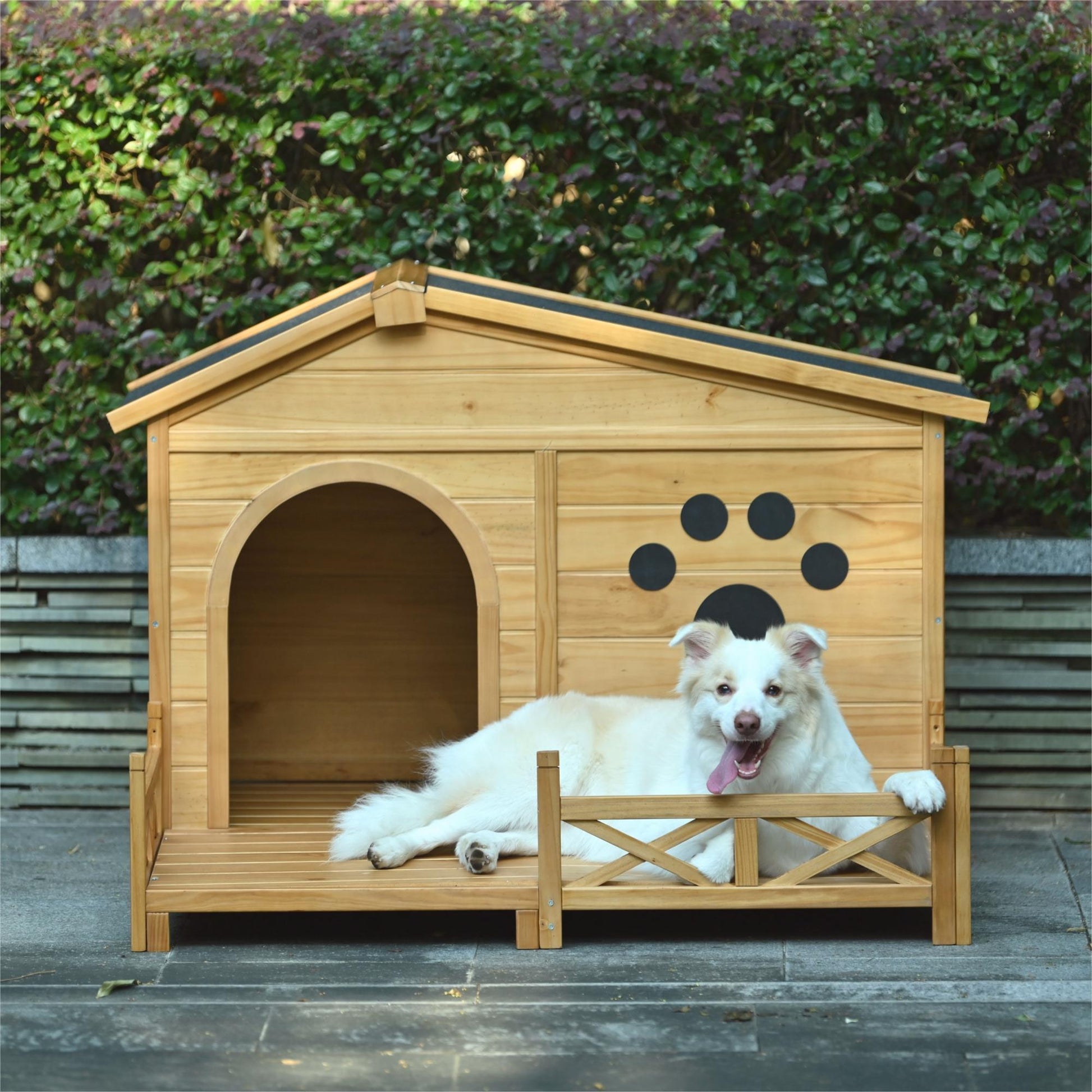 48" Wooden Dog House Outdoor With Porch, Dog Kennel With Water Resistant Asphalt Roof And Fencing,Indoor & Outdoor Dog Crate With Paw Print, Medium, Nature Natural Outdoor Kennel Medium 26 40 Lbs