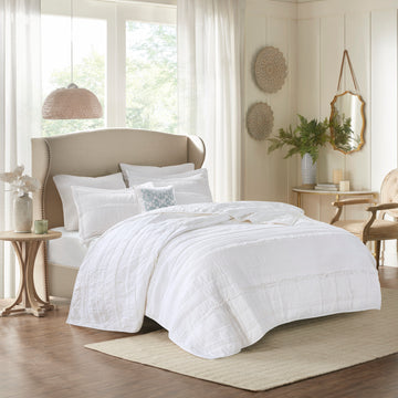 4 Piece Microfiber Reversible Ruffle Quilt Set With Throw Pillow White King Cal King King White Cotton