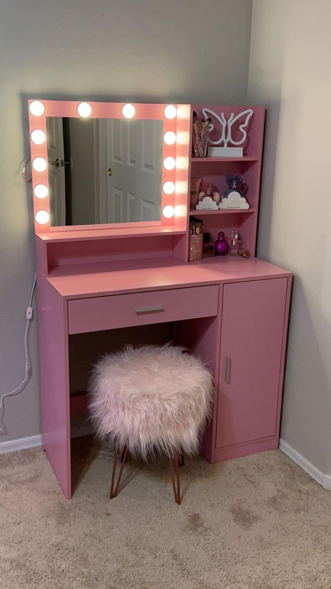 Vanity Desk With Mirror & Light, Large Drawer Three Level Storage Dresser, 3 Lighting Modes Adjustable Brightness, Bedroom Dressing Table Pink Pink Particle Board