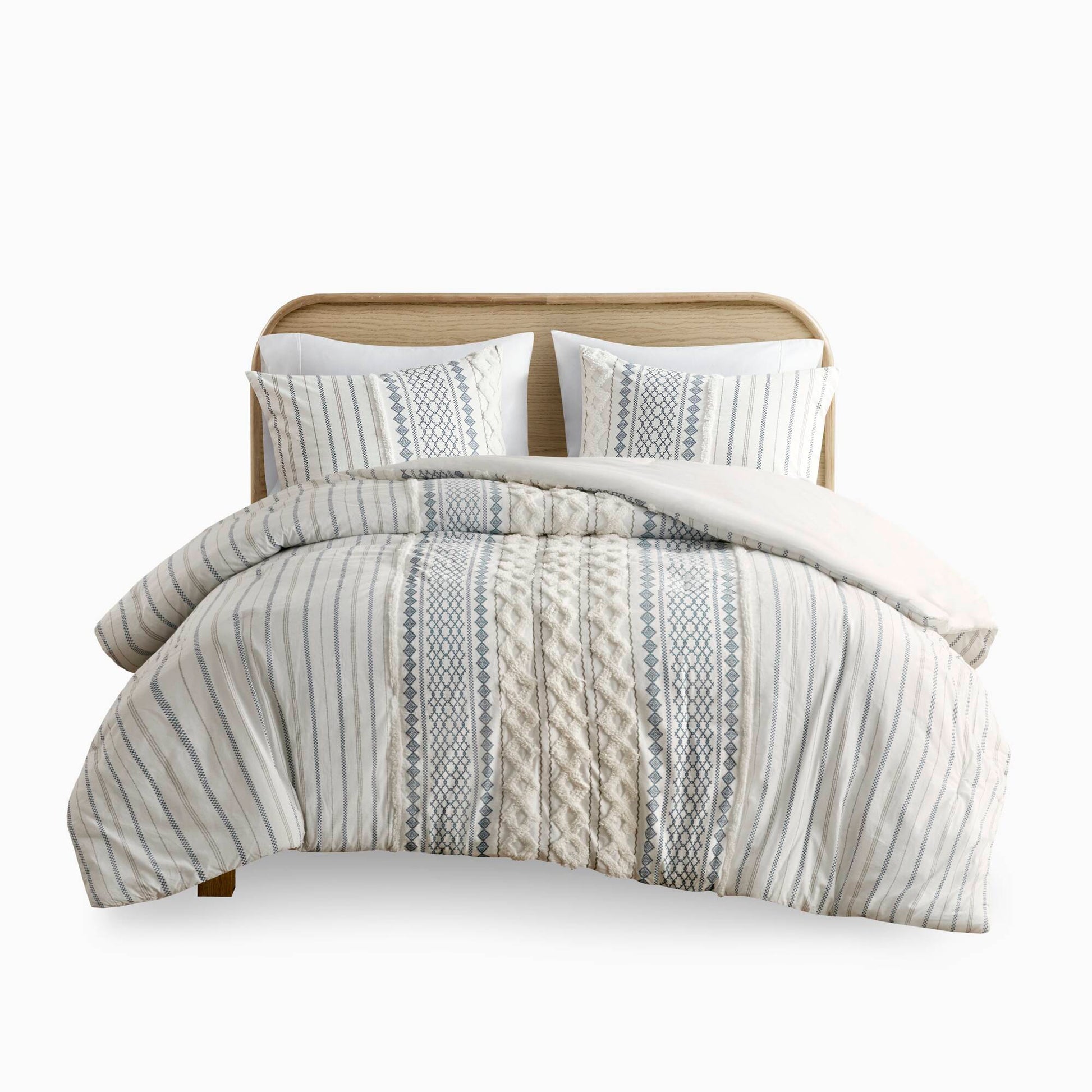 Cotton Printed Comforter Set With Chenille White Navy King Cal King King White Navy Cotton