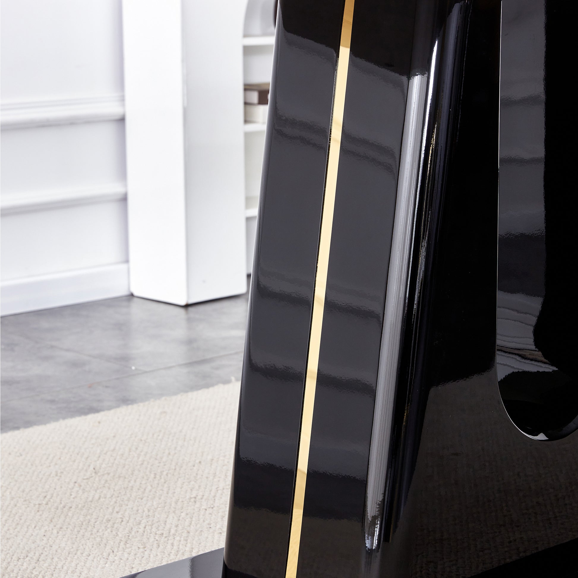 Table And Chair Set, Modern And Minimalist Dining Table, Imitation Marble Patterned Tabletop, Mdf Legs With U Shaped Brackets. Paired With Comfortable Chairs, Suitable For Dining And Living Rooms. Black Gold Mdf Glass