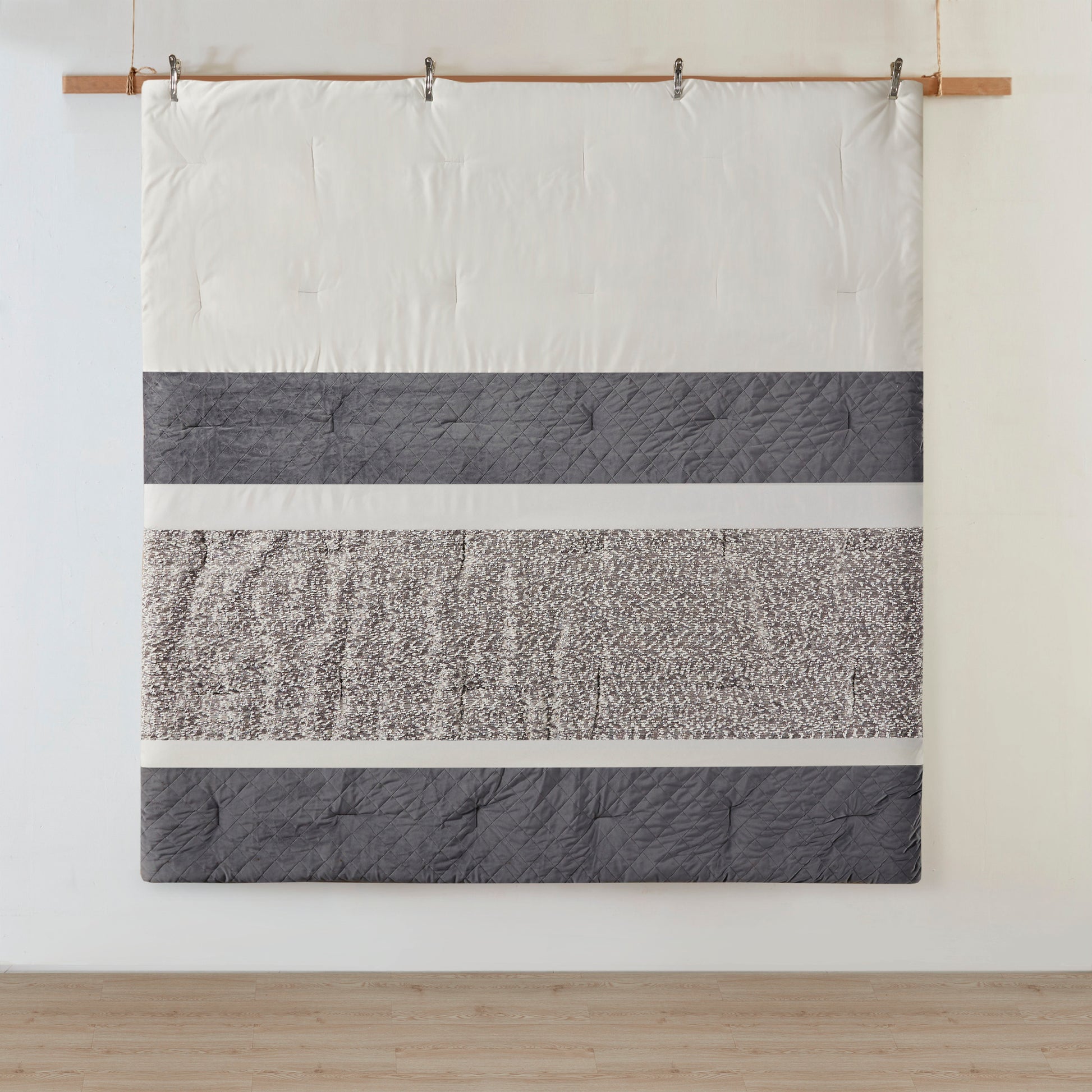 5 Piece Textured Jacquard Stripe Comforter Set With Throw Pillows King Cal King Multicolor Polyester