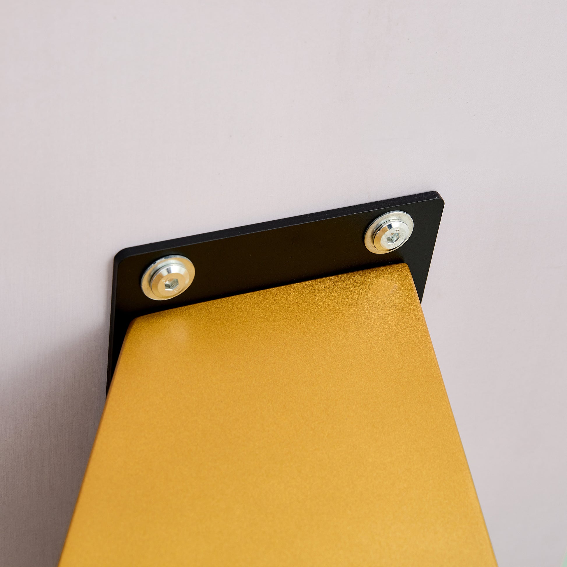Modern Minimalist Rectangular Dining Table, 0.4 "Thick, Imitation Marble Patterned Glass Tabletop, Gold Mdf Legs. "71" * 35.4" *30" Gold Mdf Glass