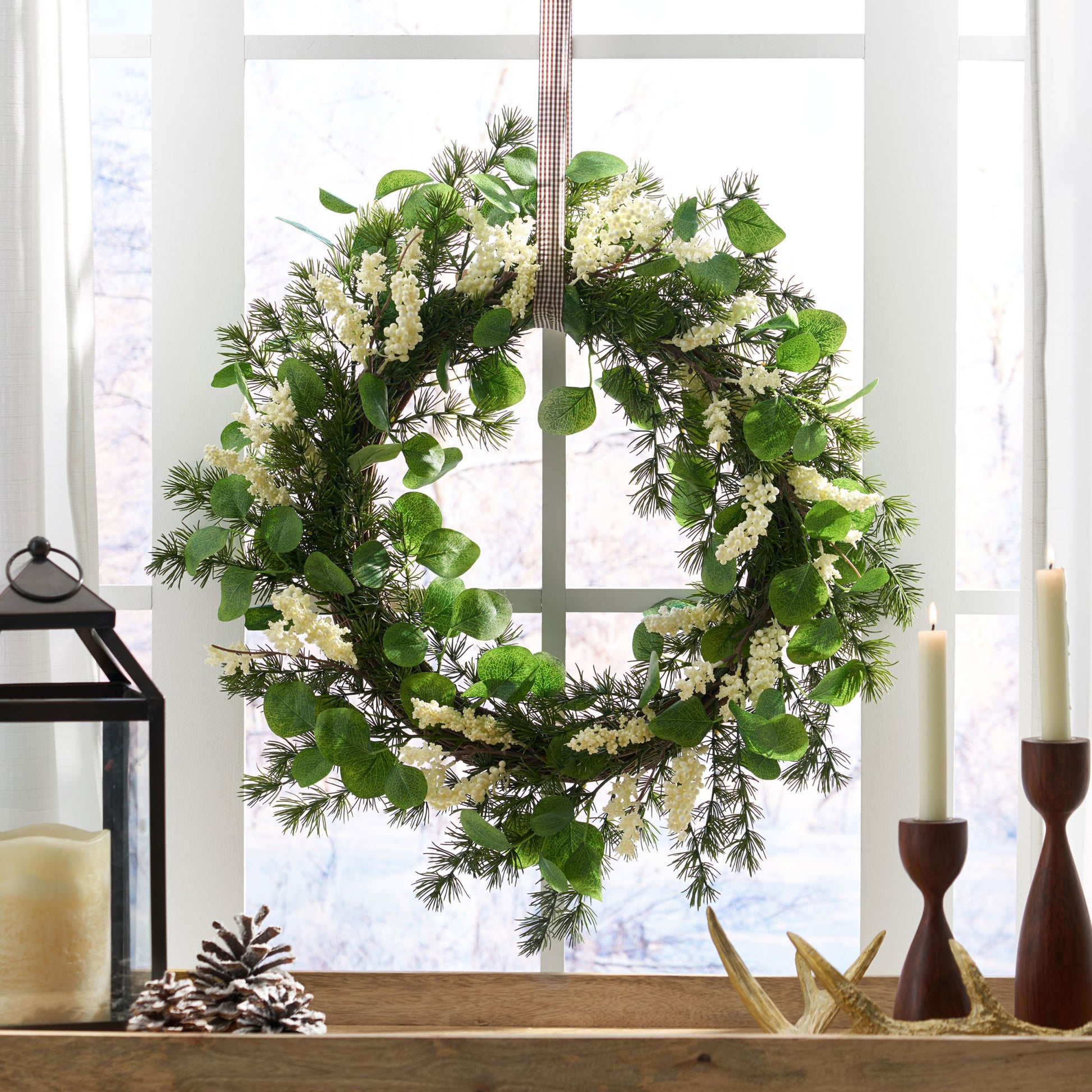 25.5" Leaves Berry Wreath White Green Polyester