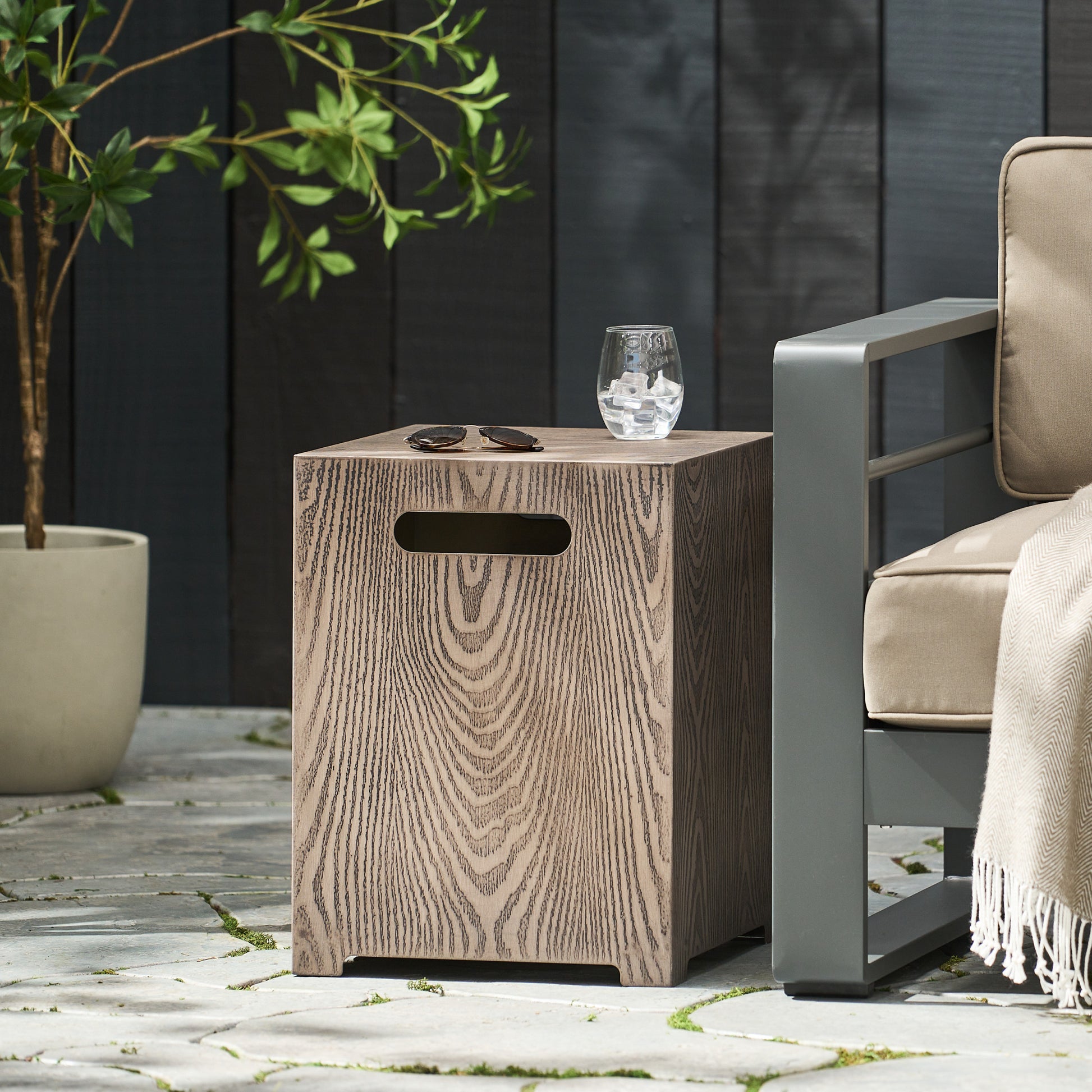 Iron Wood Pattern Tank Holder Wood Iron