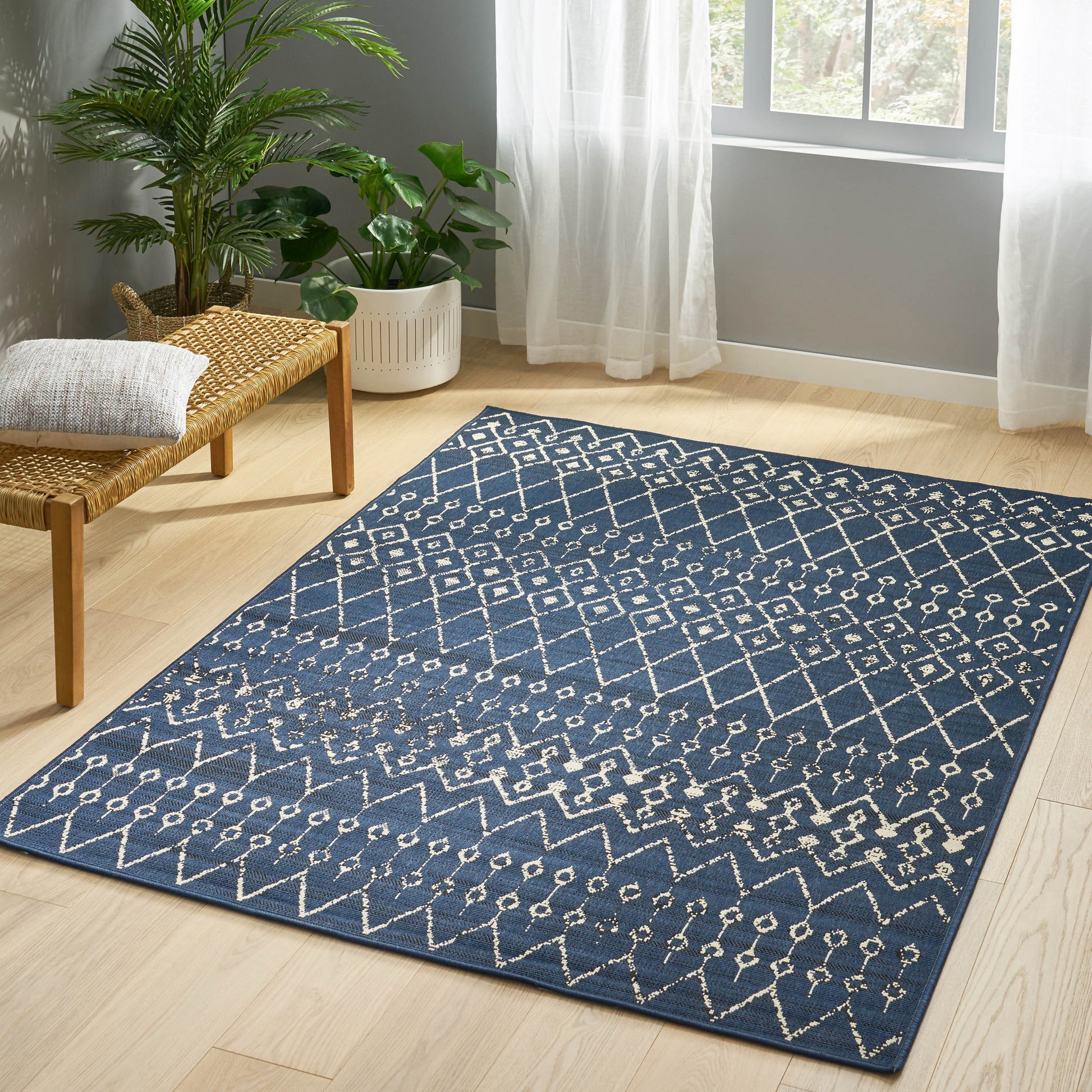 5'3"X7' Rug Navy Ivory Polypropylene