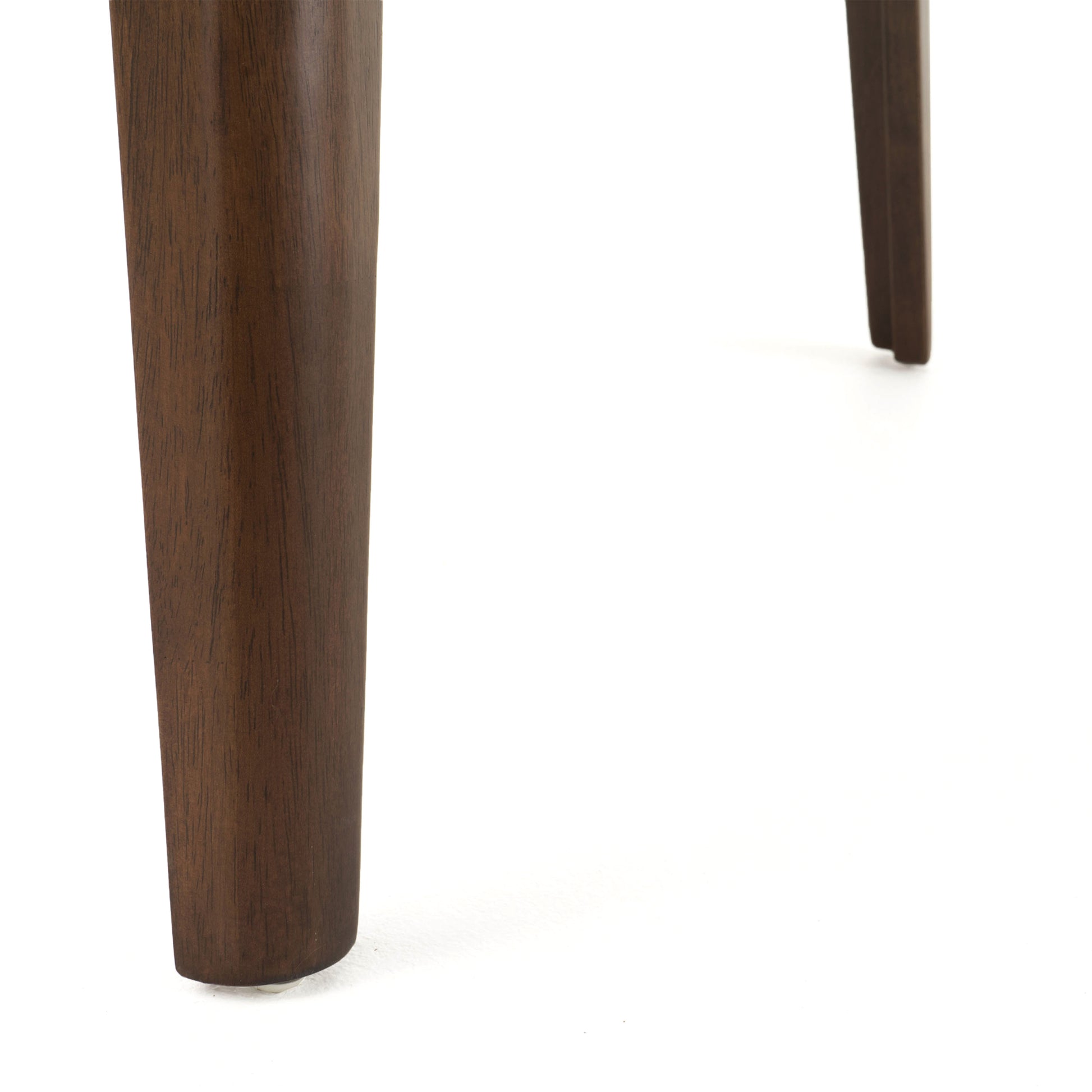 Dining Table Walnut Rubber