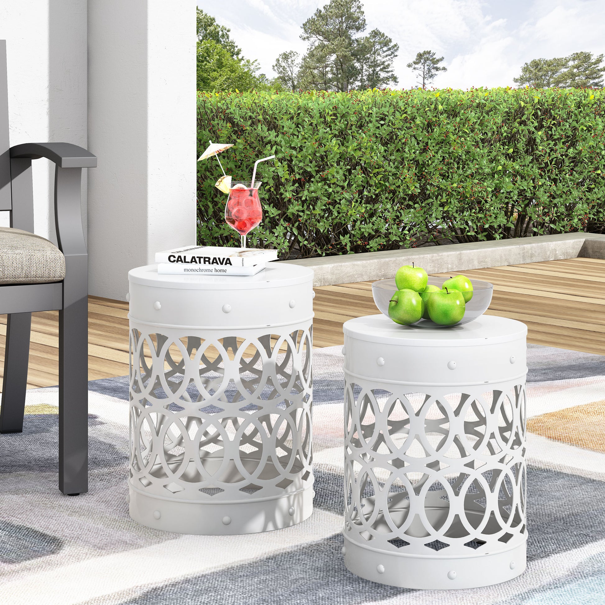 Outdoor Metal S 2 End Table White Iron