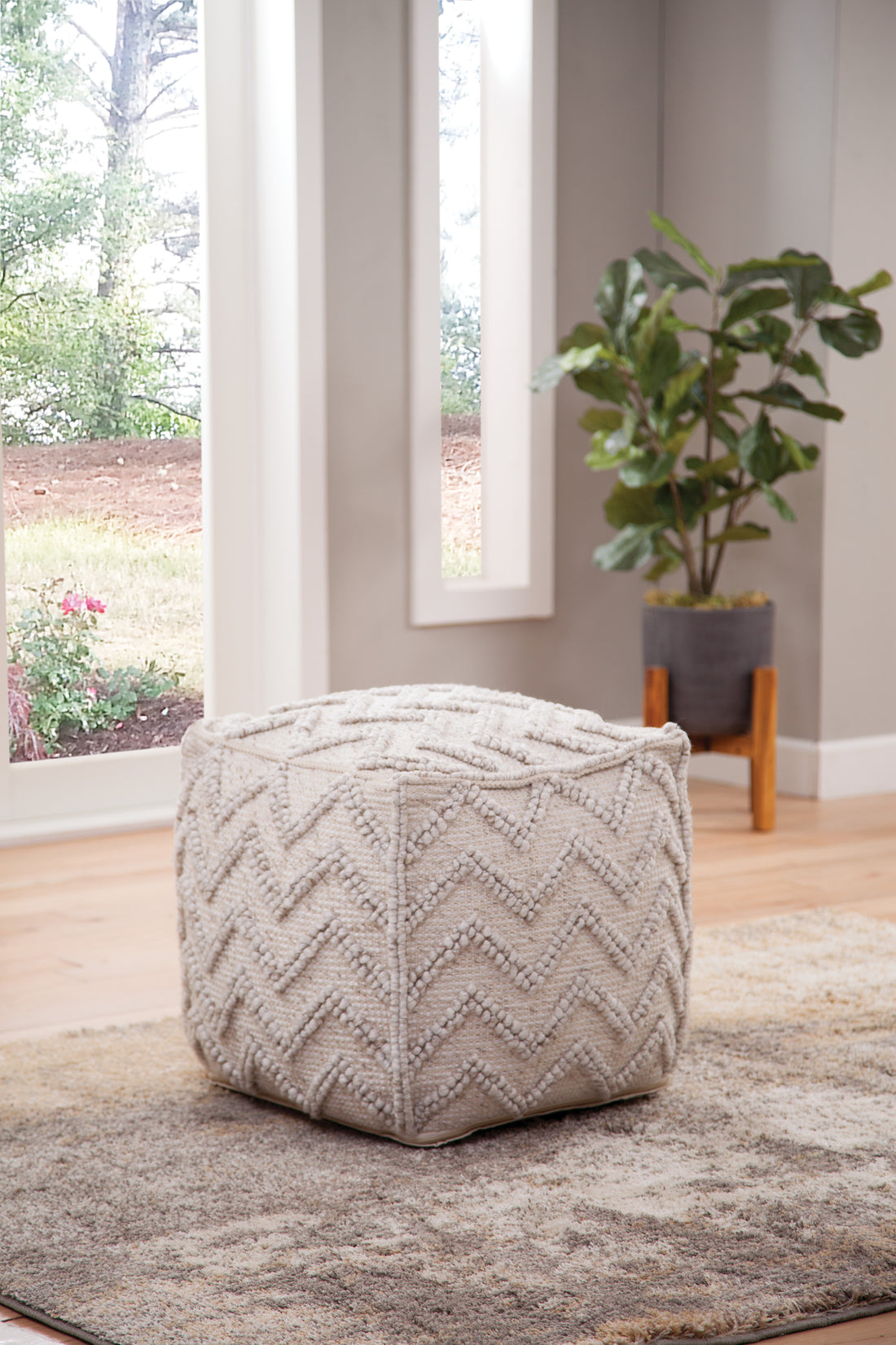 Kenzari Square Zigzag Handwoven Gray Gray Fabric