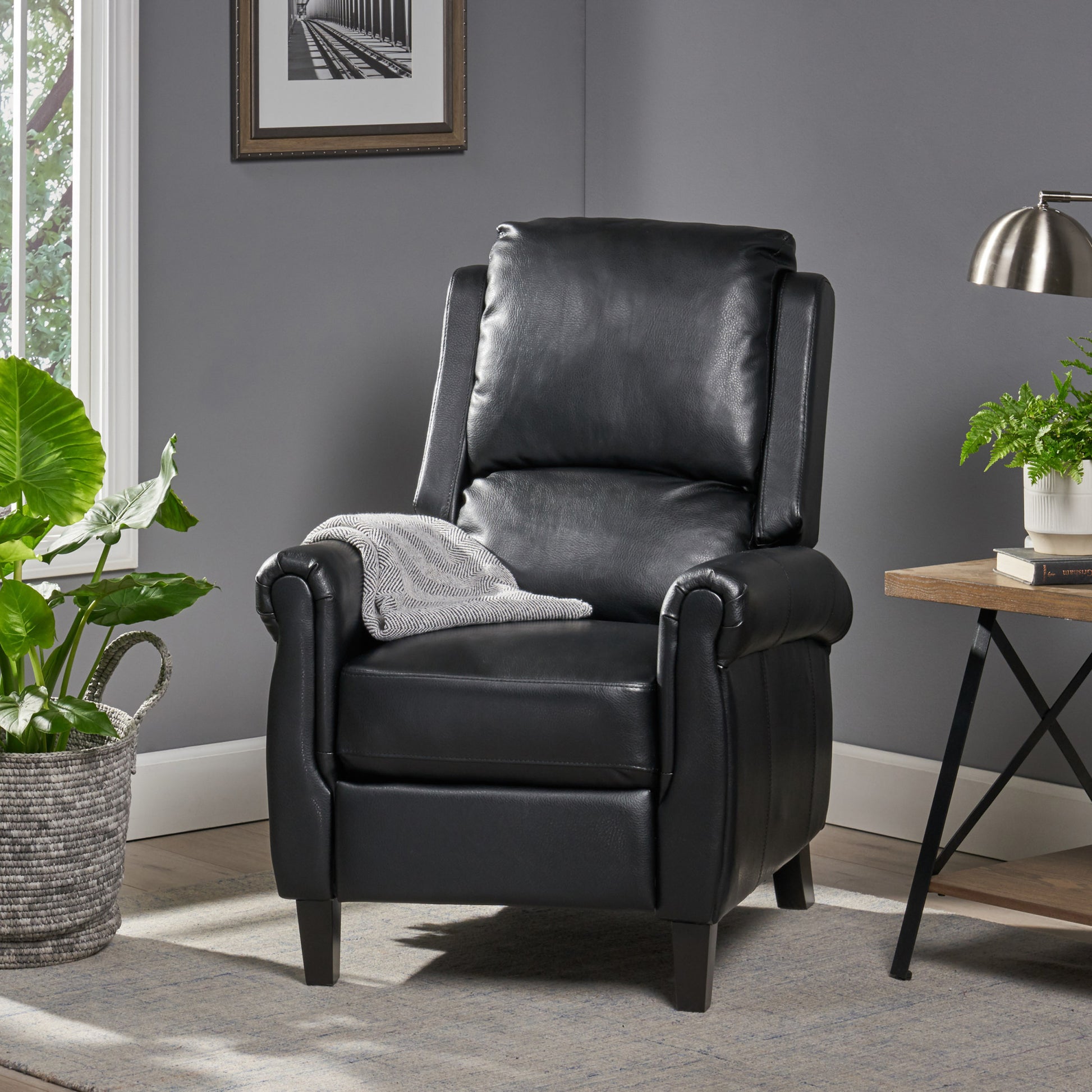 Recliner Black Pu