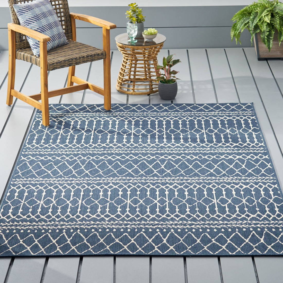 5'3"X7' Rug Blue Polypropylene