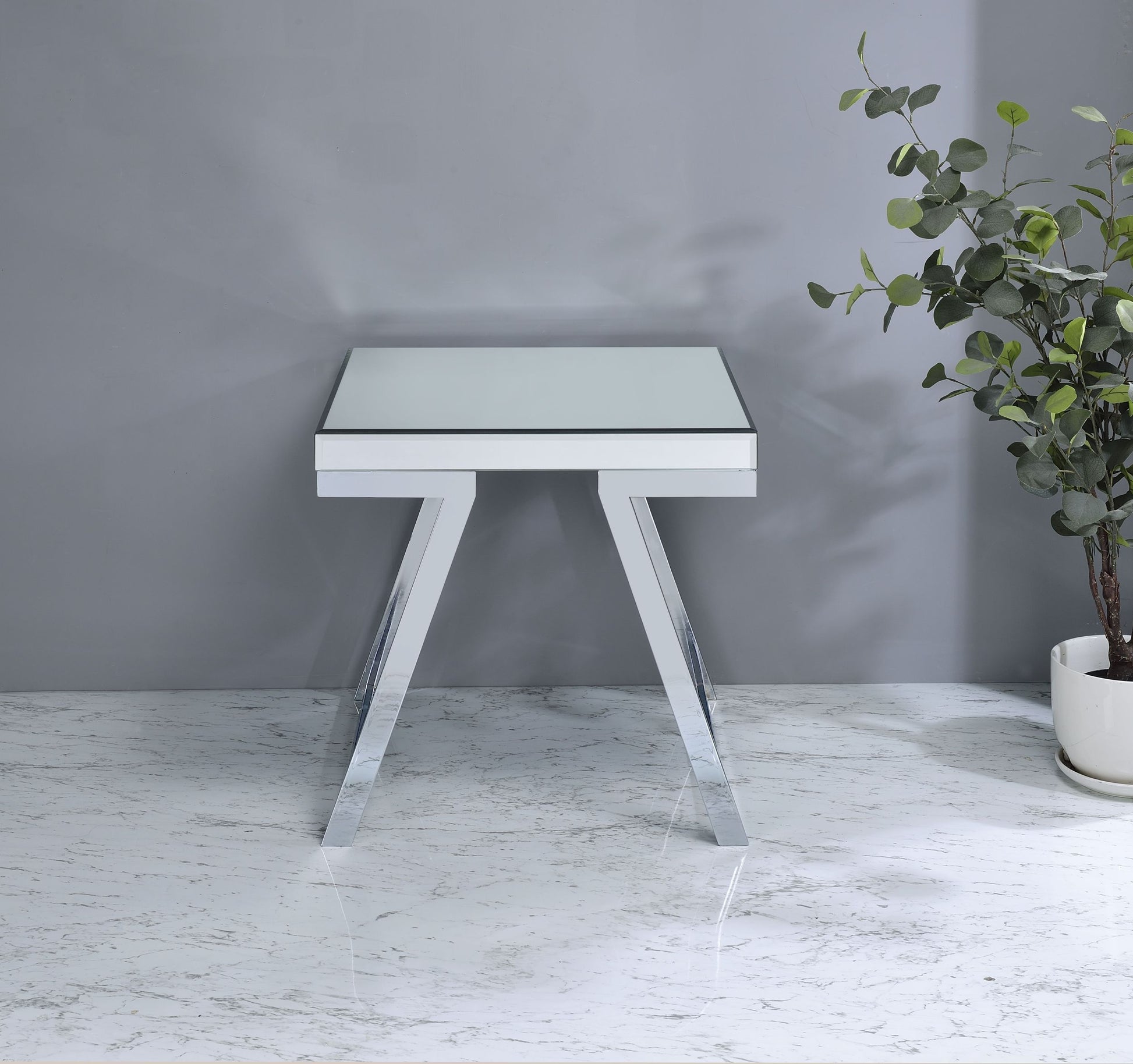 Alfresco Mirrored Top Square End Table Silver Silver Wood