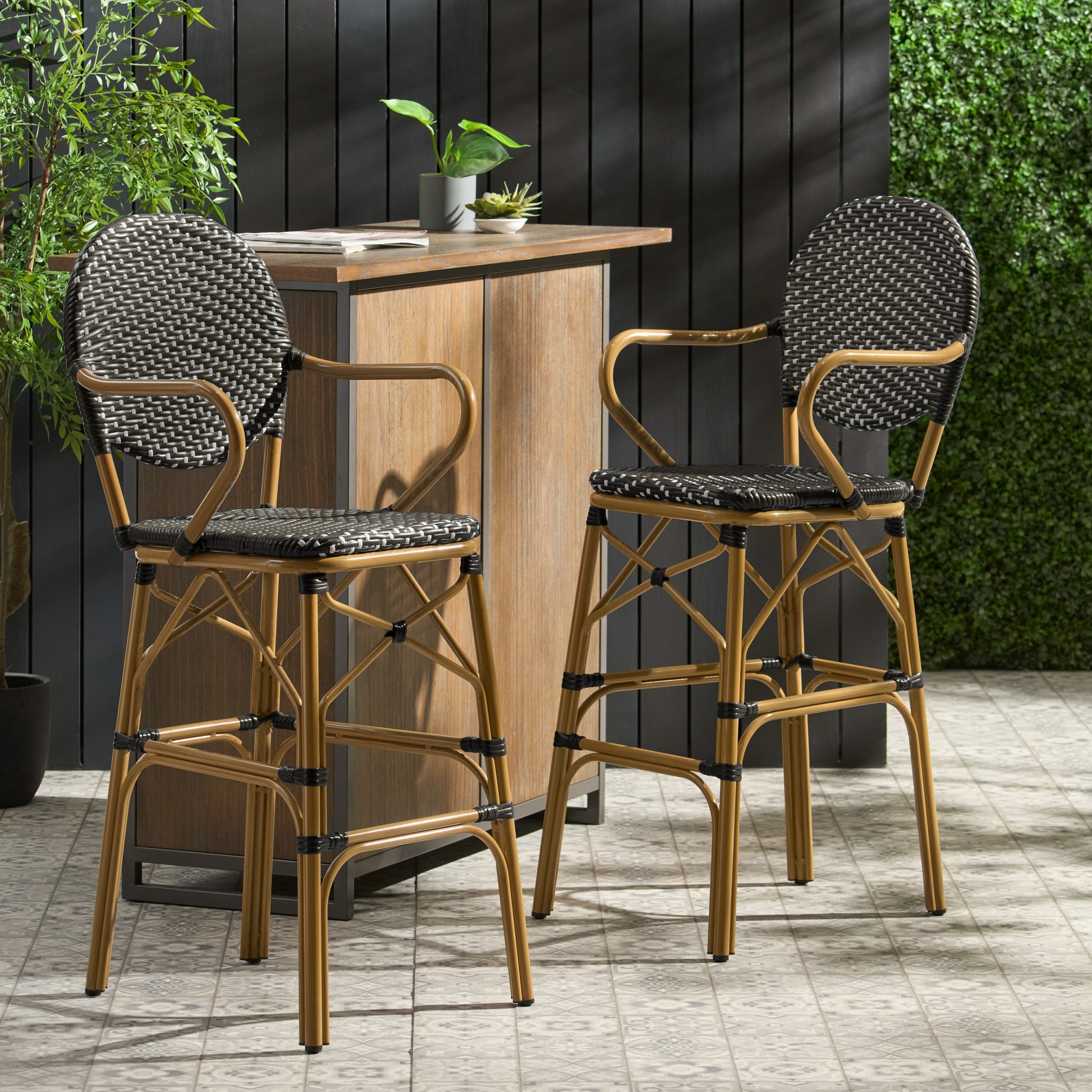 Barstool Black Wicker