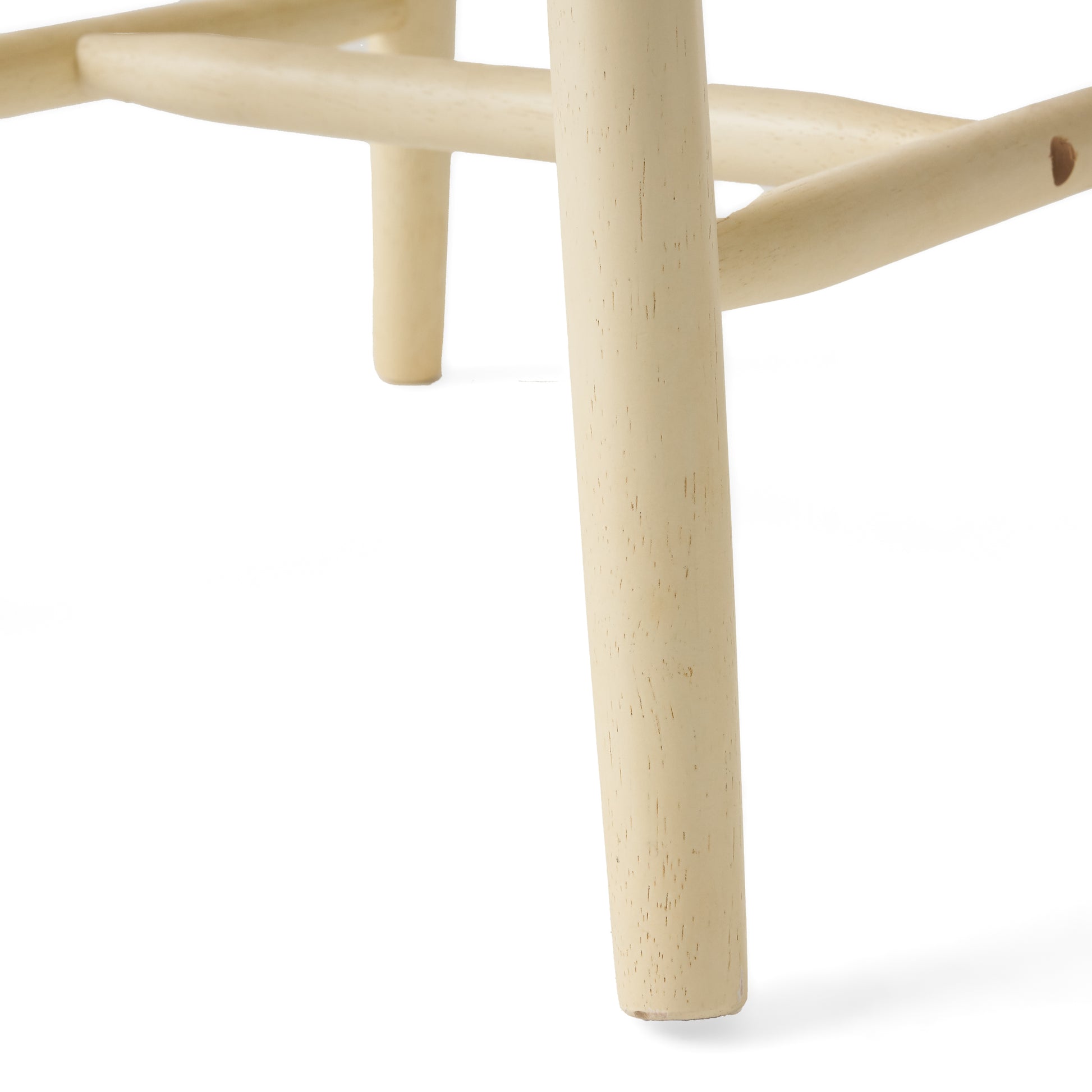 36 Inch H Spindle Back W.Chair Cream Rubber