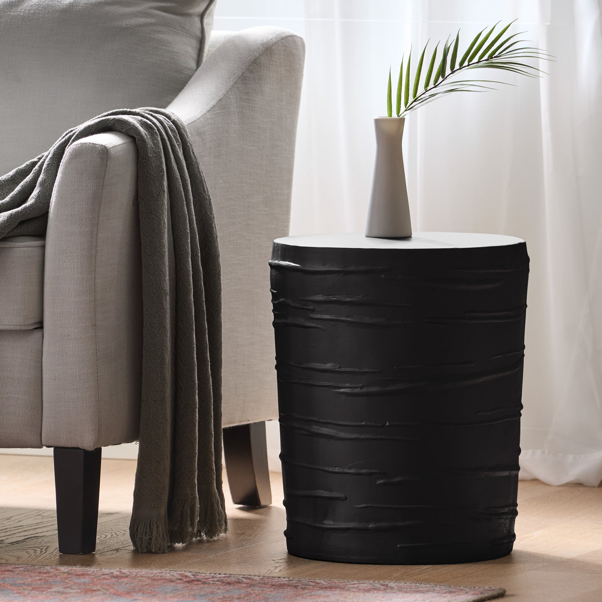 Birch 16 Mgo Side Table Black Concrete