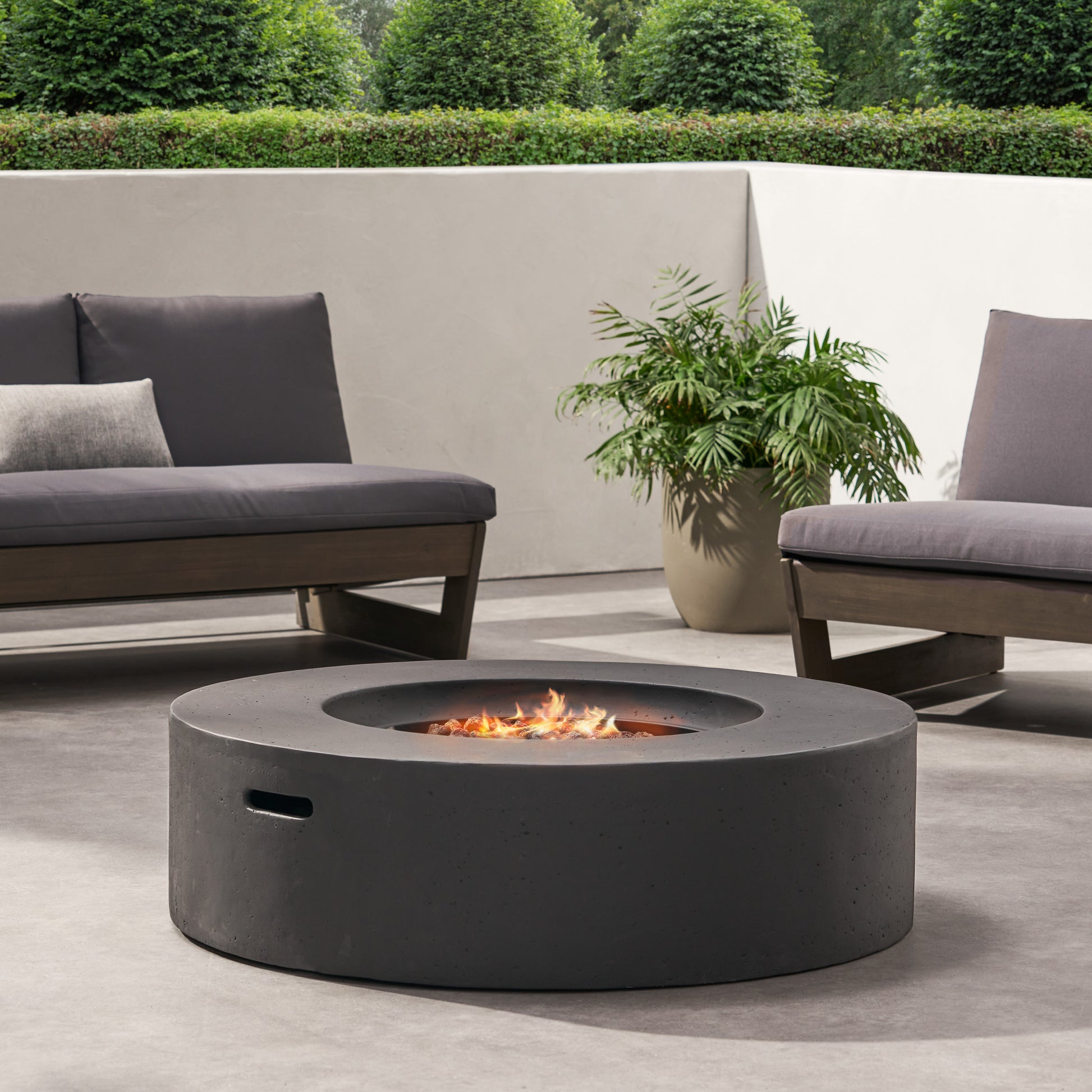 Lightweight Concrete Outdoor Circular Fire Pit, Dark Gray 50,000 Btu Tank Cover Not Included Dark Grey Magnesium Oxide