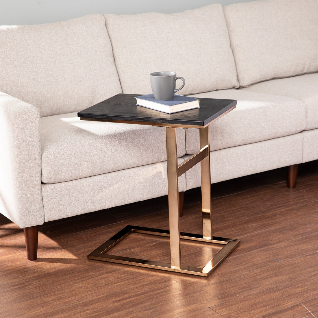 Rindland Contemporary C Table Black Iron