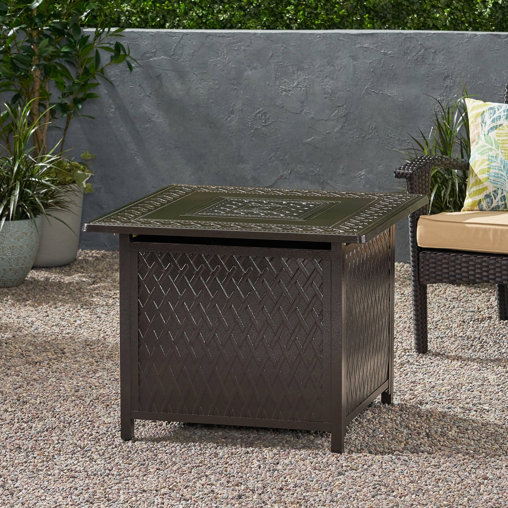 Amherst 32" Square Firepit 37,000 Btu Bronze Metal Aluminium