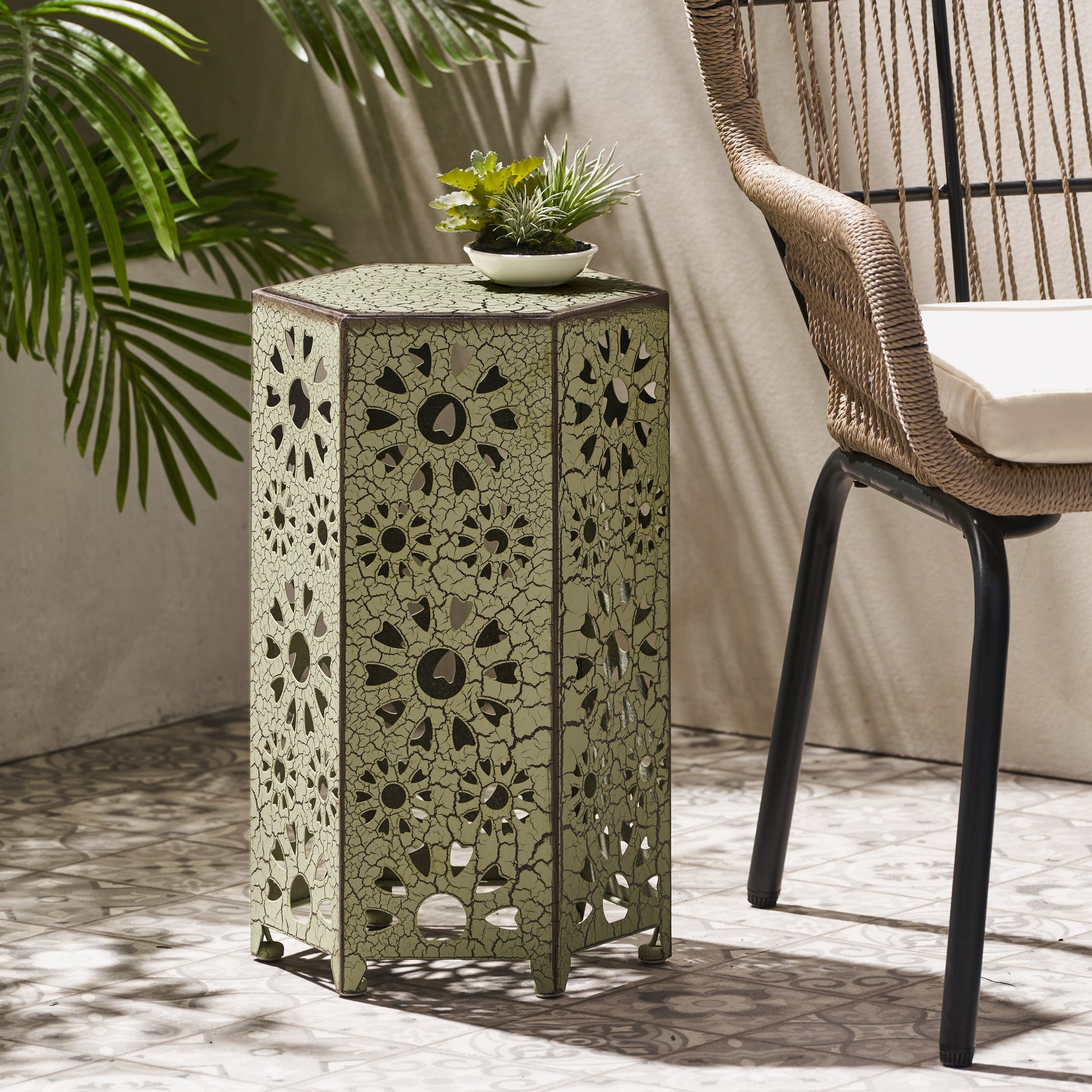 Eliana 12 "Side Table Green Iron