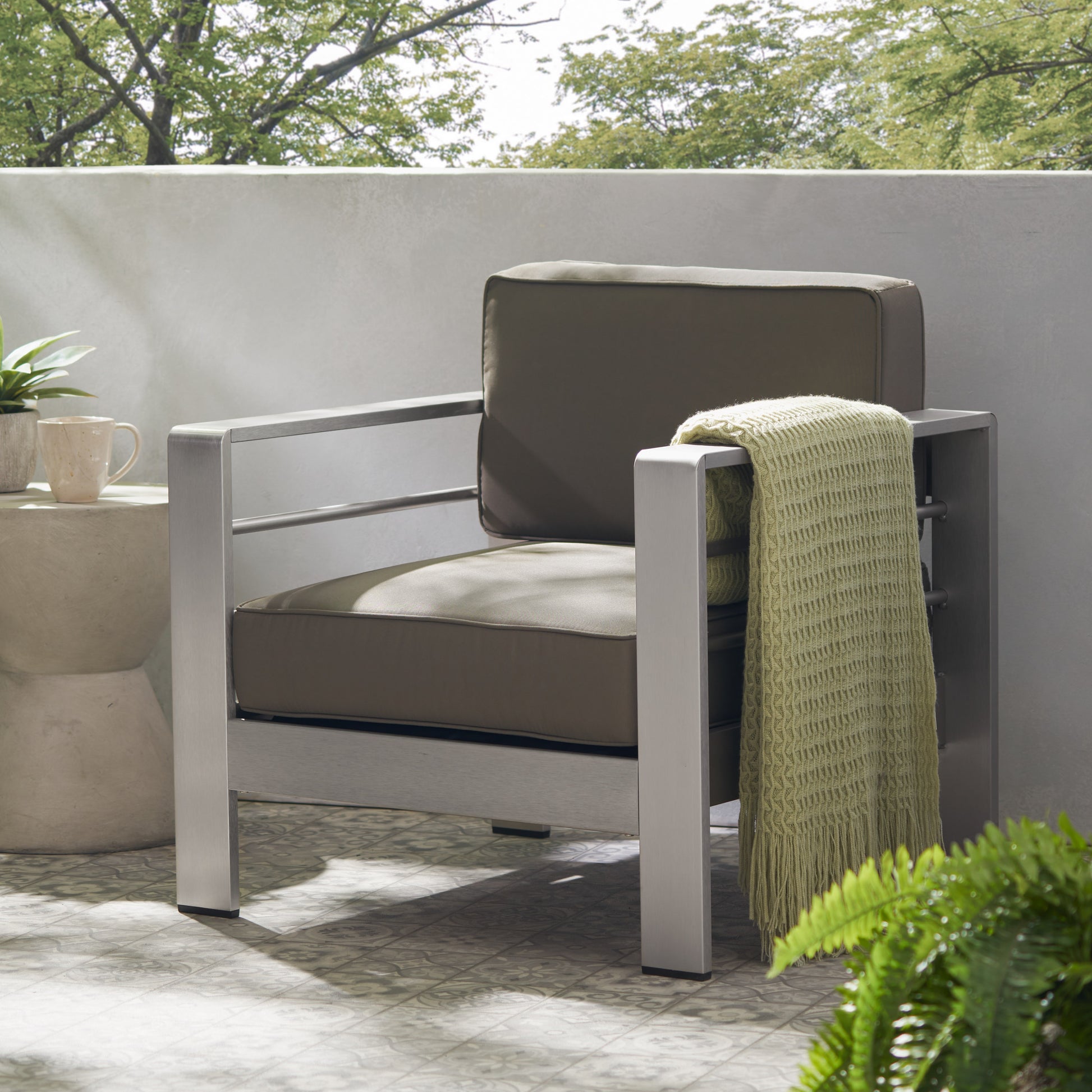 Cape Coral Mp1 Club Chair Yes Khaki,Silver Rust Resistant Frame Garden & Outdoor Modern Aluminium