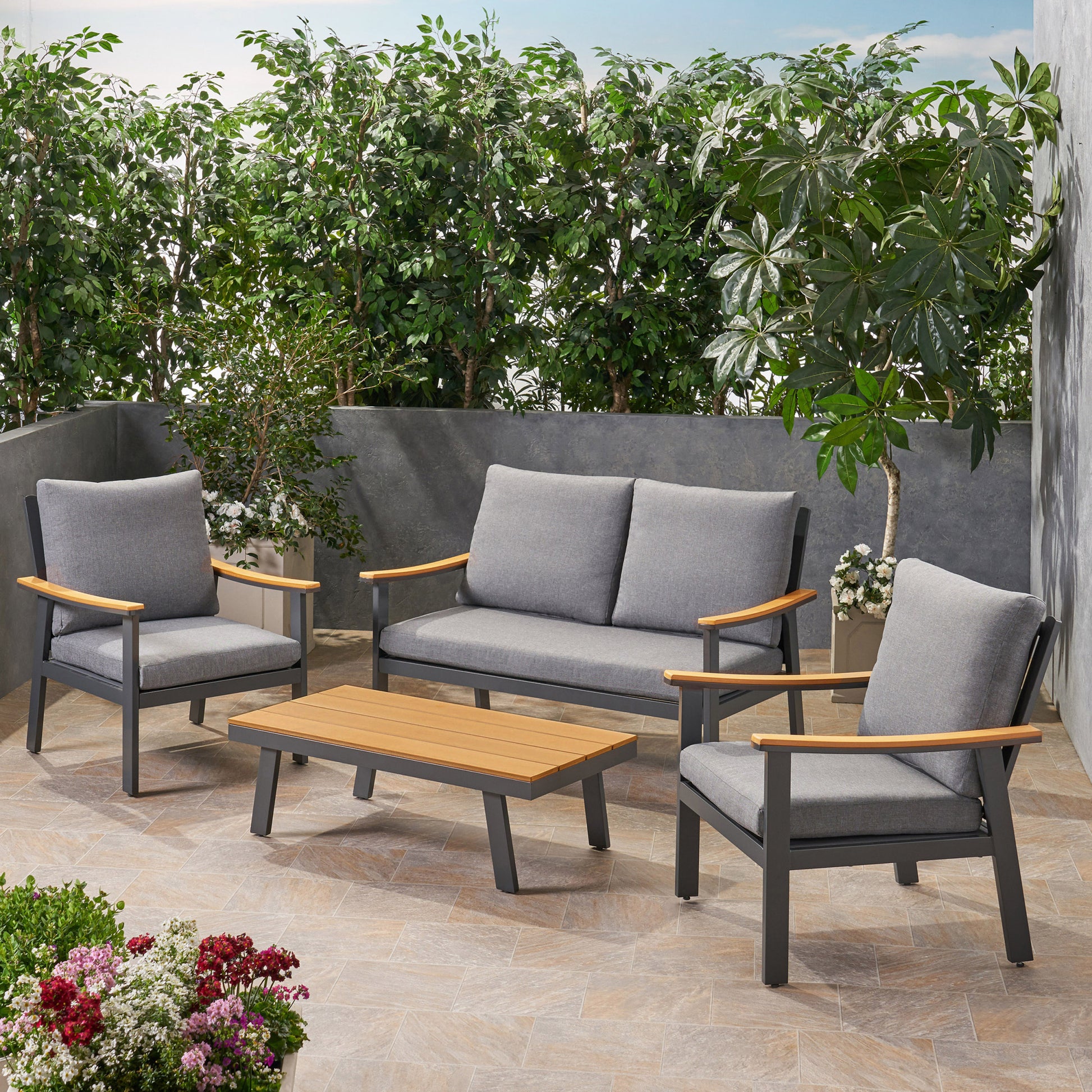 Sinclair 4Pc Chat Set Grey Metal Mesh Wood Fabric