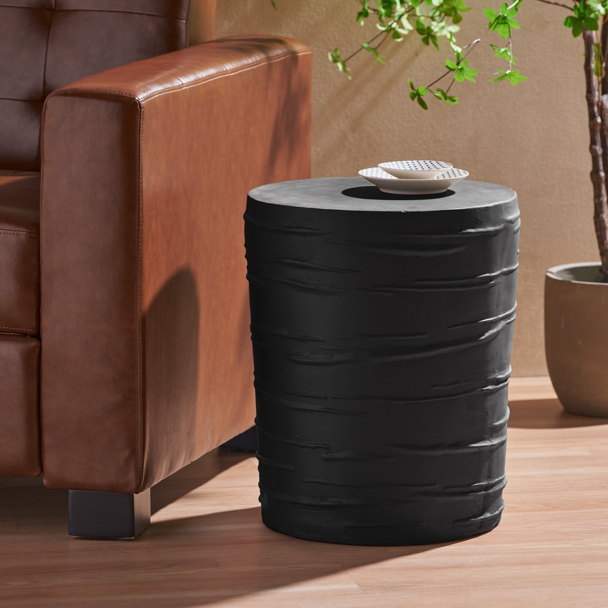 Birch 16 Mgo Side Table Black Concrete